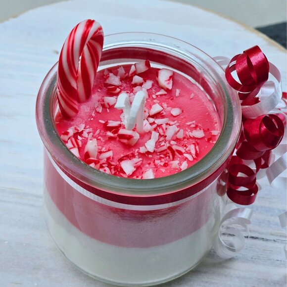 Handmade Candle ✦ Candy Cane & Christmas Tree ✦ Soy Wax in Recycled Yogurt Jar - Picture 3 of 6